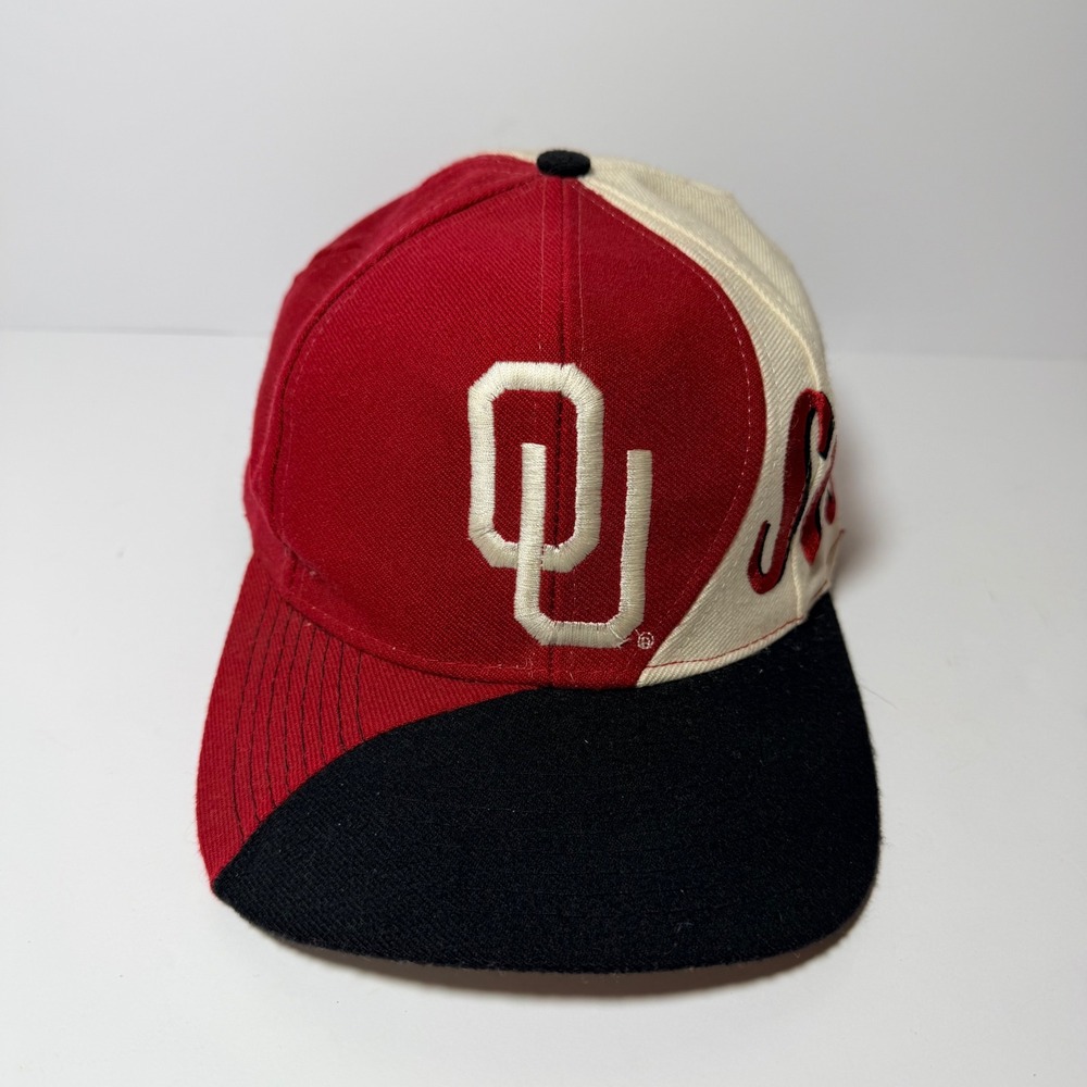 Vintage Top of the World Oklahoma Sooners The Wave Hat Mens Red Cream Snapback